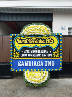 Papan Bunga Duka di Pulau Rakyat