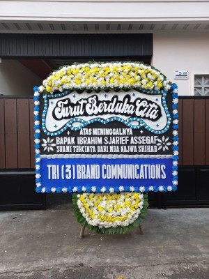 Papan Bunga Duka di Pulau Rakyat